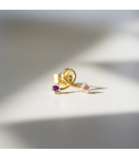 Pendiente Mini Trepador Oro con Circonitas Lilas | Exclusivo Online