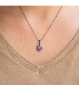 Colgante de Plata 14mm Negra con Circonitas Fucsias Joyerías Eguzkilore